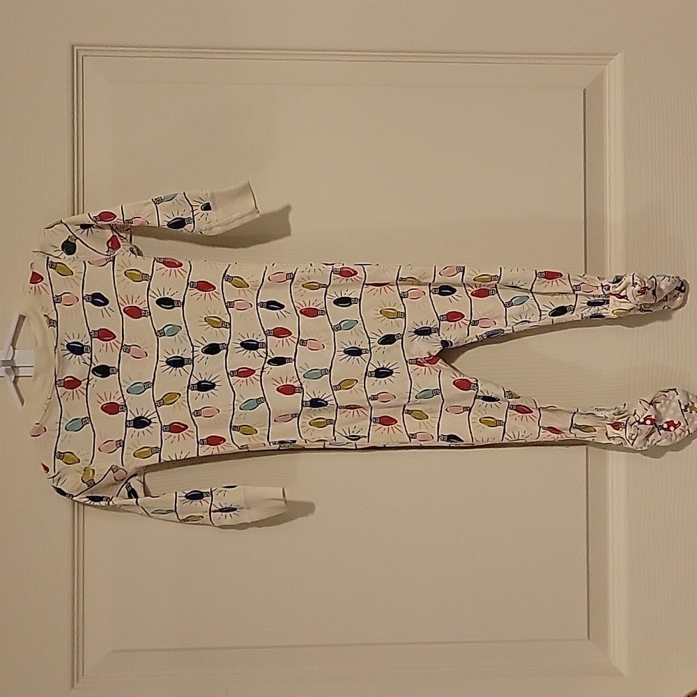 Hanna Andersson Holiday Lights Sleeper, 12/18M - Picture 4 of 5